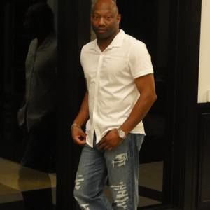 Meet your Posher, Lonnie